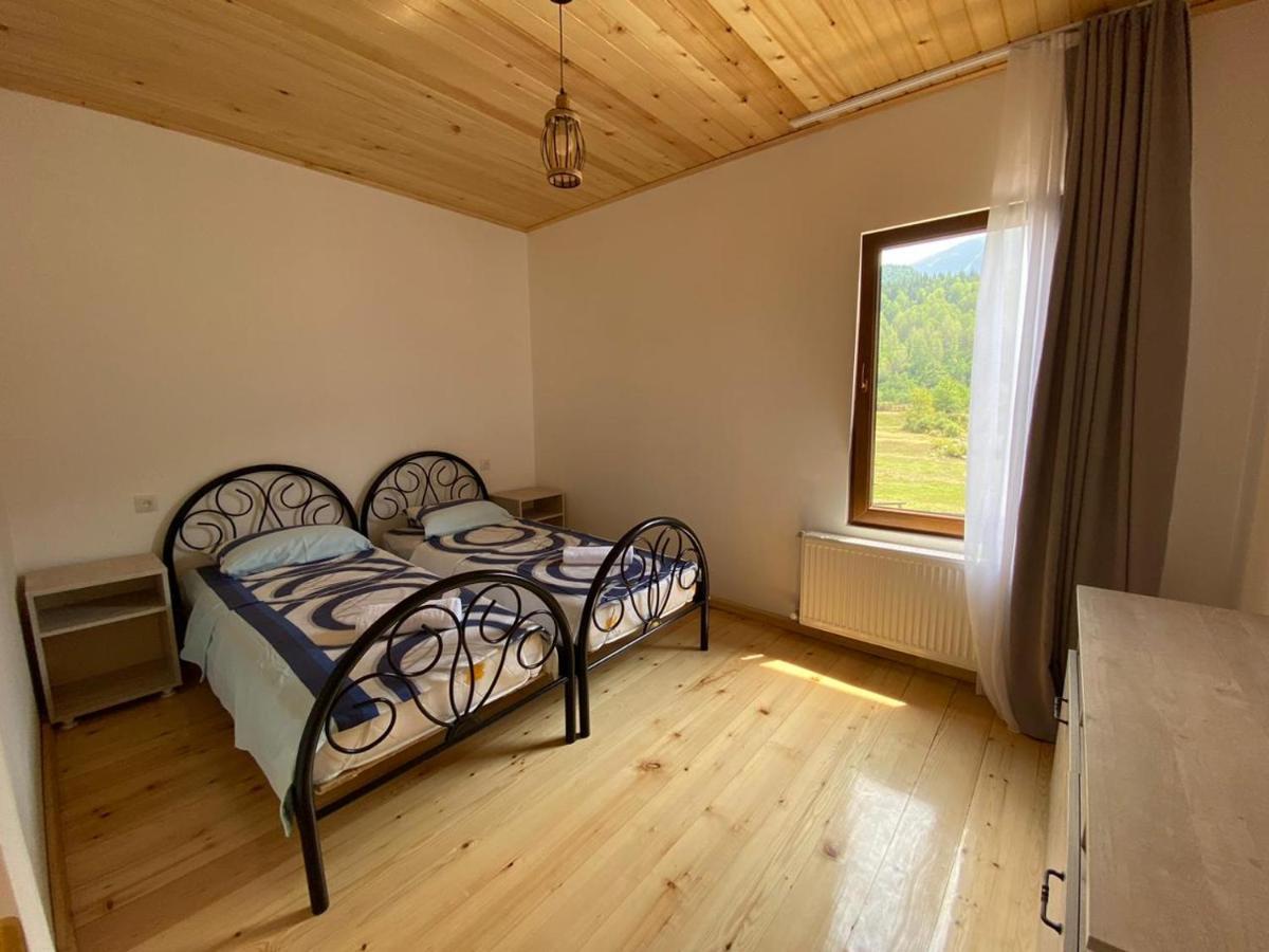 Cottage Qel Mestia Eksteriør billede