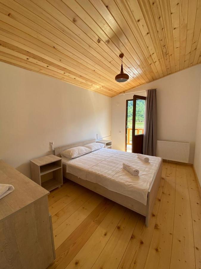 Cottage Qel Mestia Eksteriør billede